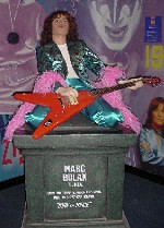 Die Marc Bolan Wachsfigur im Heide-Park Soltau